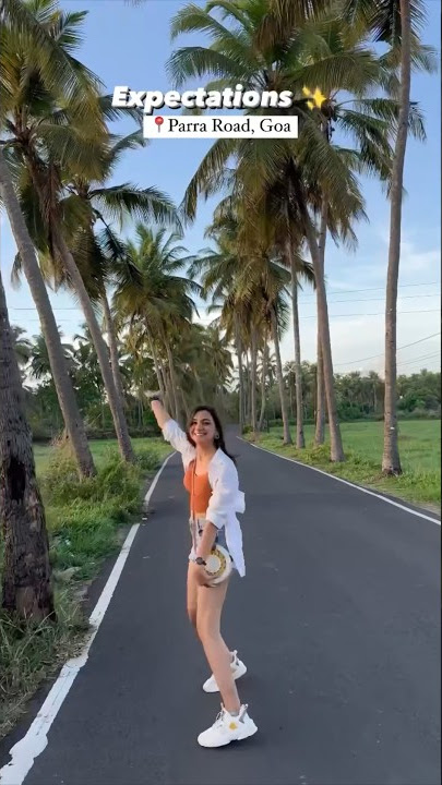 Expectations vs Reality | Parra Road, Goa | Reality Check | Reel vs Real #instagramvsreality #goa