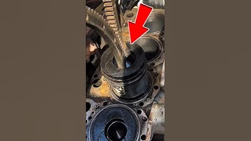 Mechanics remove pistons from large diesel engine blocks#shorts #engineering#mechanic #working #diy