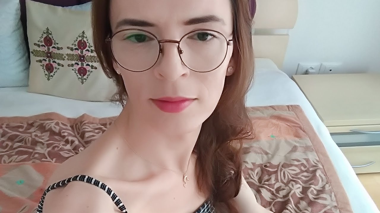 The sexuality of a transgender preop heterosexual woman is extreme or normal?