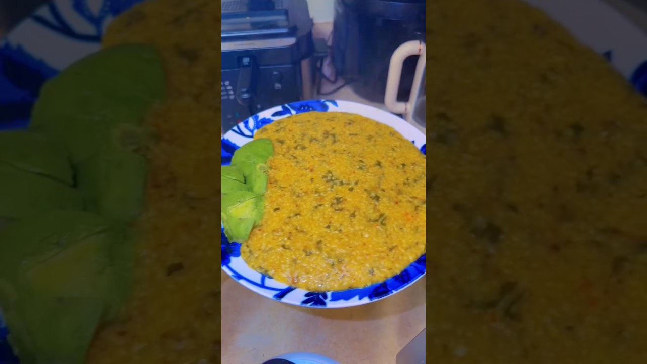 Mayi ak aranso ak fèy 🌽🐟🇭🇹 — yon bon plat tradisyonèl ayisyen, byen gou! 😋🔥