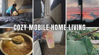 A COZY BIRTHDAY RAINY DAY HOMEMAKING IN THE MOBILE HOME