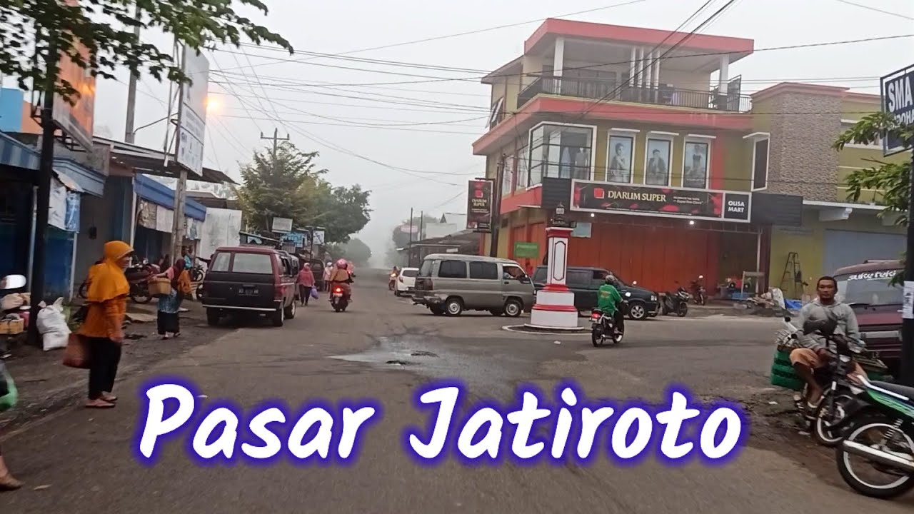 Pelosok desa Wonogiri suasana jalan jatiroto berkabut