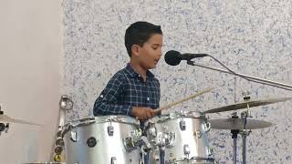 Drumming by Nathaniel Massey (Zeev) on Gospel song Chhutakara mila Yeshu me.???