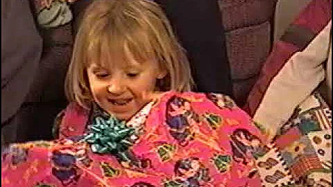 Reeves Family Christmas 2001 Surprise Ending