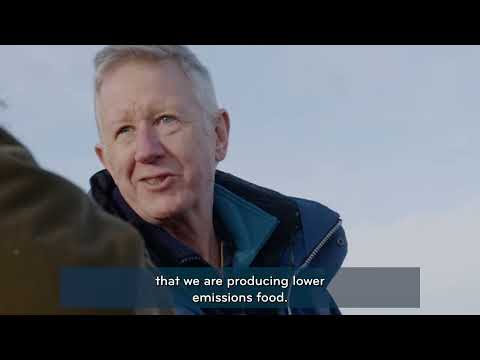 Video: Kincir Air Menawan di Corwen, Wales Utara Dihiasi Dengan Elemen Pedesaan