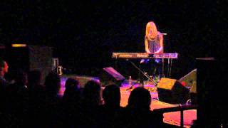 Fredrika Stahl - So High (Live)