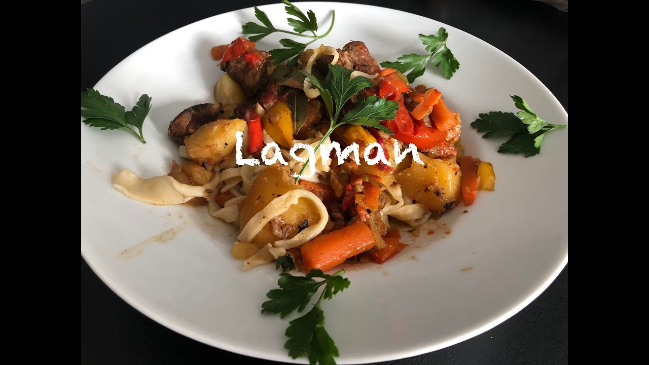 Lagman im Kazan mit selbstgemachten Nudeln/Лагман