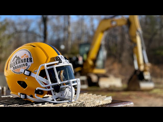 Making a custom football helmet! Alexander Grading Edition - YouTube