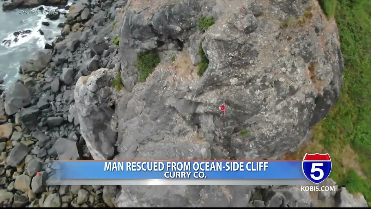Man rescued from ocean-side cliff in Curry County - YouTube