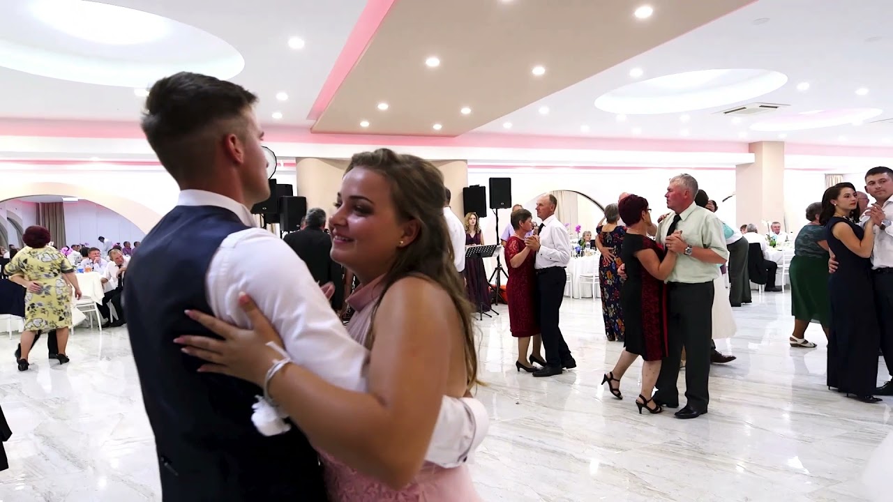 Holdvilág Party Band Tel 074 7475 903 Dalma és Rajmond esküvője Beclean 1