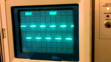 Noise on the screen of Tektronix 7104