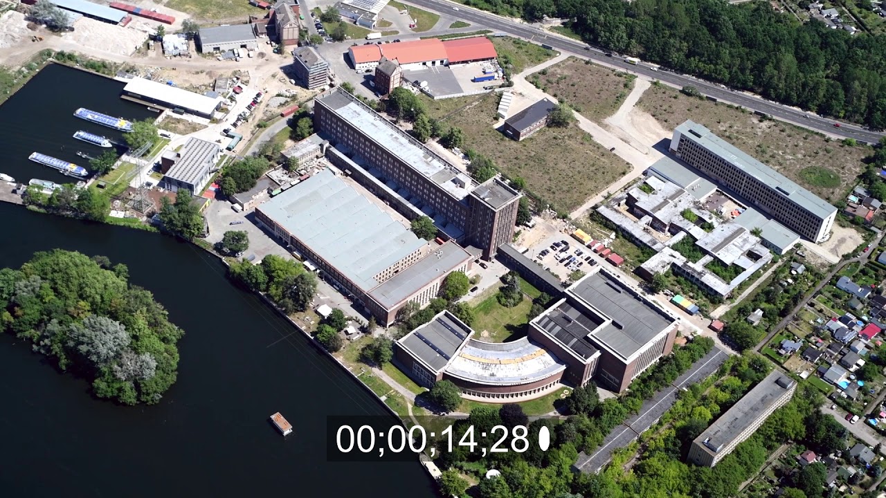 " Funkhaus Berlin Nalepastrasse " im Ortsteil Oberschöneweide in Berlin, Deutschland