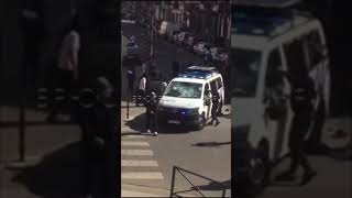 Реакция мигрантов(арабов) на смерть своего.. полиция подрезала парня на скутере и он погиб!