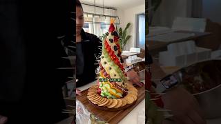 How I made my Xmas charcuterie tree!🎄 #diy #xmas #holiday #christmas #christmasdecor #foodvideo