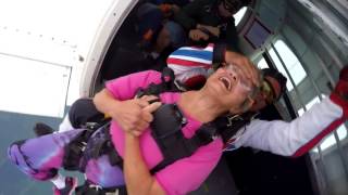 Suzanne S' first Skydive at 81 years old!