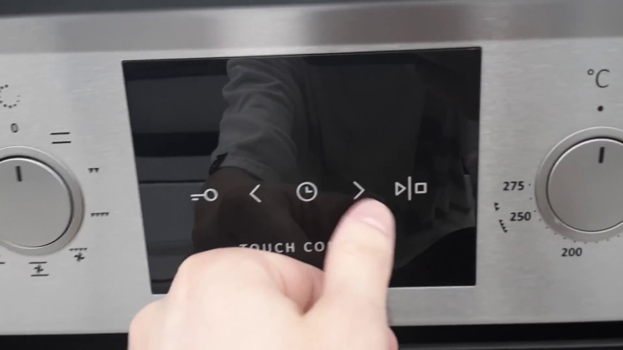 Gorenje работает духовка. Gorenje Touch Control bo635e20x духовой шкаф. Электрическая духовка Gorenje Touch Control evp33. Духовка Gorenje сенсорная панель. Духовой шкаф горения Gorenje сенсорная панель.