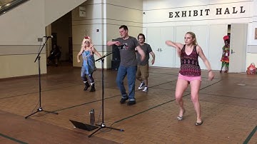 EKS-D ParaPara dance in the middle of A-Kon! - A-kon 28 (2017)