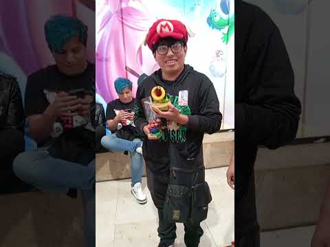 Ambiente en el estreno de Super Mario Bros Galaxy #supermariobros #supermariobrosgalaxy