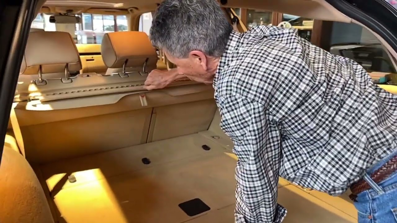 2002 Mercedes-Benz E320 wagon walk around