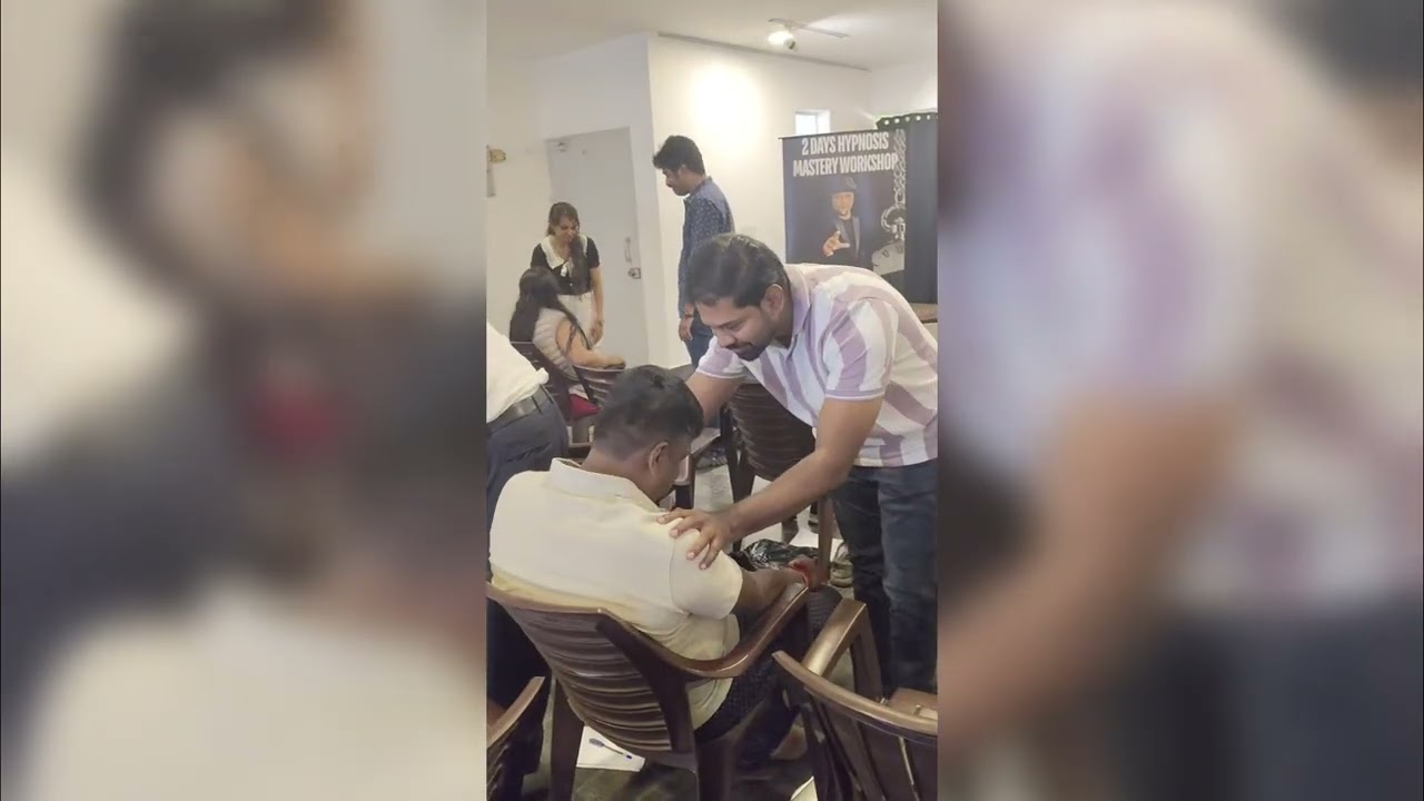 A glimpse inside Magic Leo's hypnosis workshop