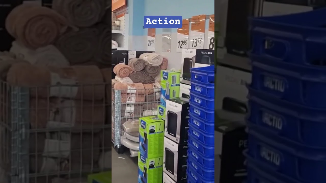 Tiendas Action. halloween, Navidad, ofertas 