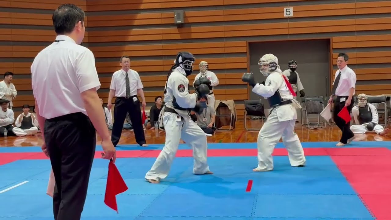2025日本拳法春季大阪府民大会 成年男子高段の部2回戦 東屋 良介（大阪商業大学）VS松浦 允記（信太山自衛隊）@nipponkenpo