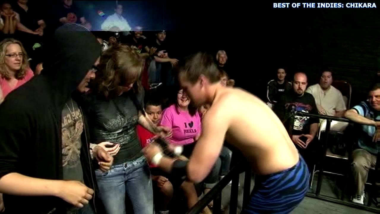 [CHIKARA] Scott Jagged Parker Takes a Photo of Himself