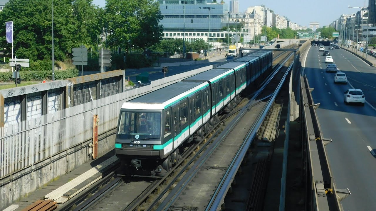 [Métro ligne 1 RATP] Départ d'un MP05RA n°545 à La Défense en direction ...