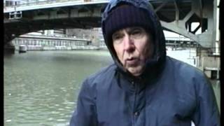 How they dye Chicago River green for St. Patrick's Day