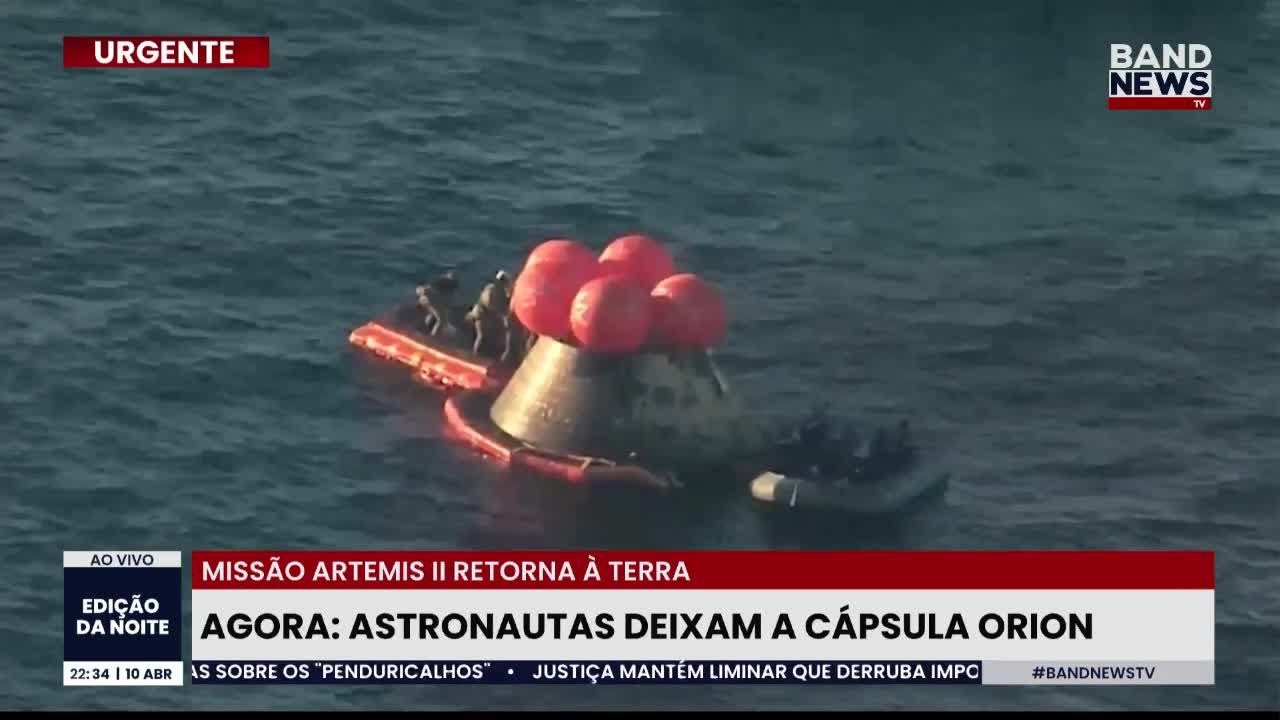 Artemis II: Astronautas deixam cápsula Orion