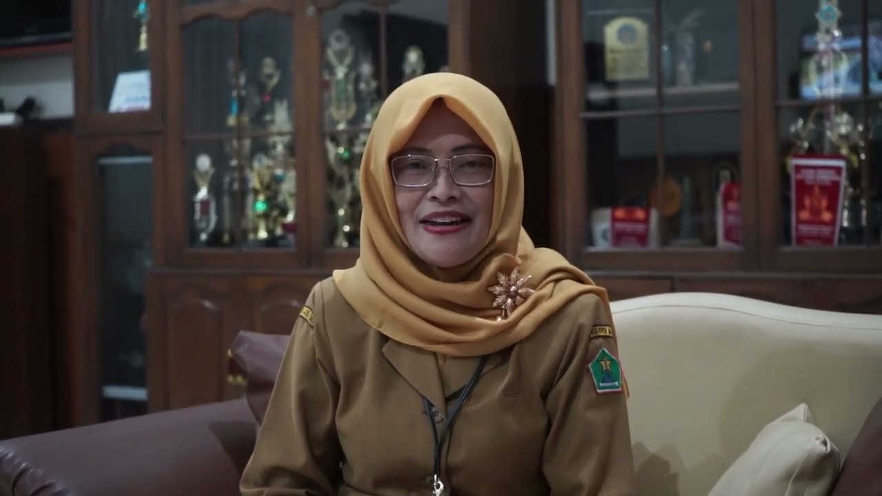 Video Ucapan Selamat Ulang Tahun SMPN 3 Malang Ke-72