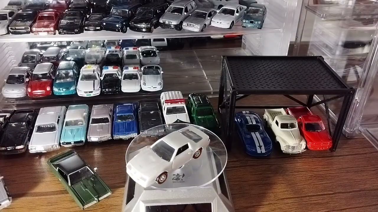 ミニカーコレクションの一部を紹介させて頂きます!!