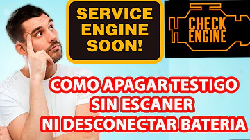 ¿Puedo desconectar la batería para restablecer la luz del motor?