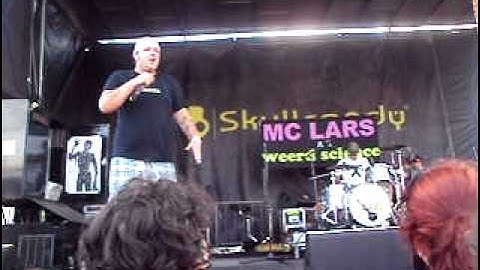 MC Lars w/Weerd Science Singing Emo Warped 2011 MN