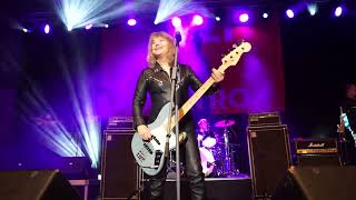 19 Suzi Quatro - If you can't give me love