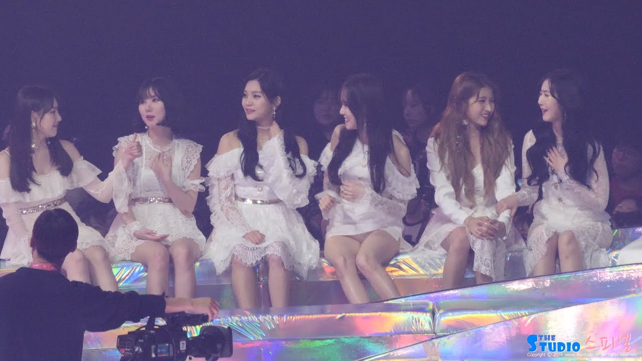 181201 여자친구 GFRIEND 대기 직캠 by Spinel