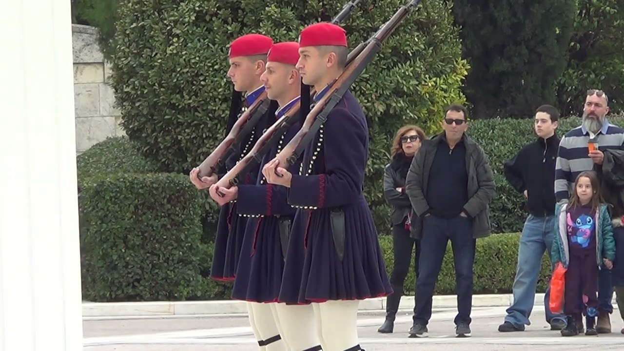 Evzones Greek Presidential Guard  Τomb of Unknown Soldier  Monument in Athens   20 - 12 - 2025