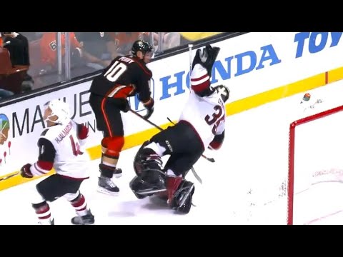 Domingue furious at Perry after taking shoulder to the head