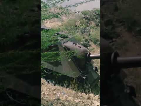 دبابة اثرية مصرية في اليمن تعود للرئيس جمال عبدالناصر