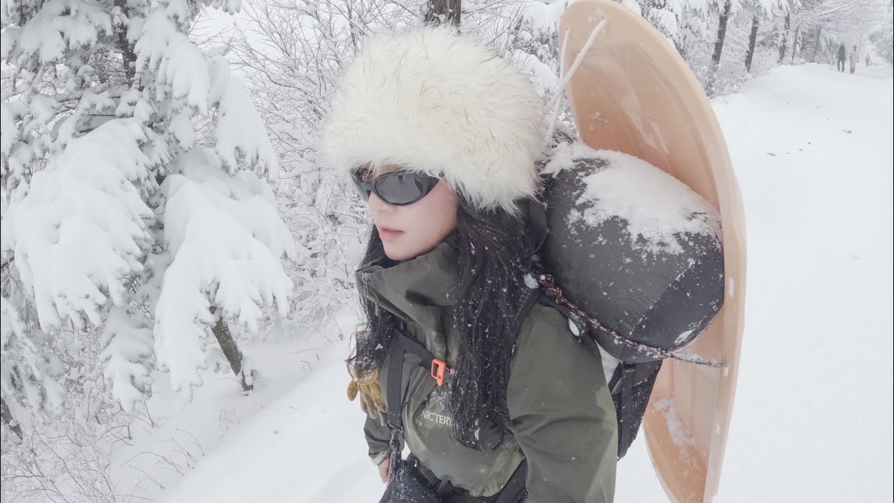 Поход с рюкзаком в сломанном жилище в сильный снегопад — убытки в размере 800 000 вон... Моя перв...