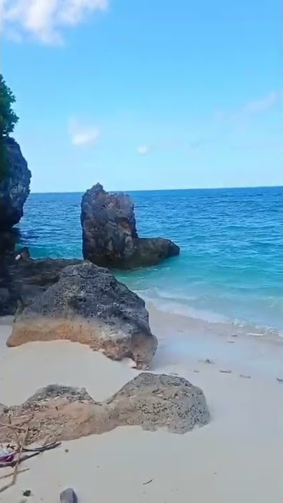INDAHNYA!!! Pantai Batu Pintu, Rote - NTT 🏖
