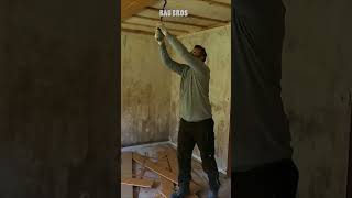 Deckenpaneele Professionell Entfernen - Profi-Handwerker