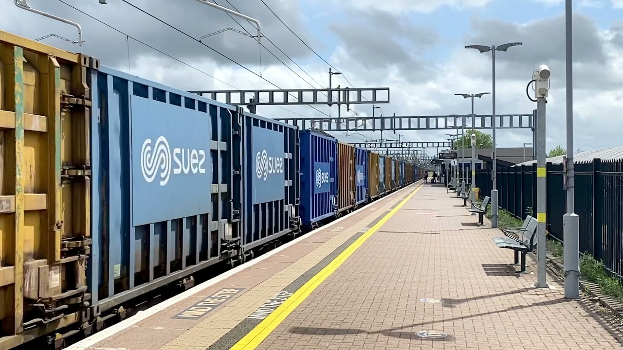 66007 at Didcot Parkway