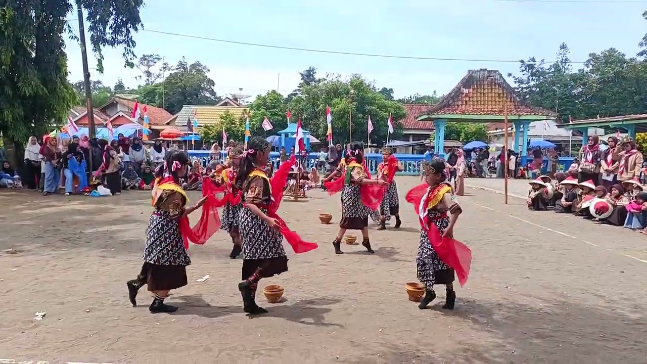 Pesta Siaga SDN 1 Pekutan ( Aksi Tari )