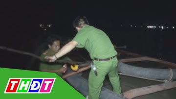 Bến Tre: Bắt 5 phương tiện khai thác cát trái phép | THDT