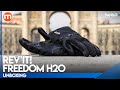 Rev&#39;It! Freedom H2O | Con i guanti riscaldabili addio dita ghiacciate | MotorUnboxing