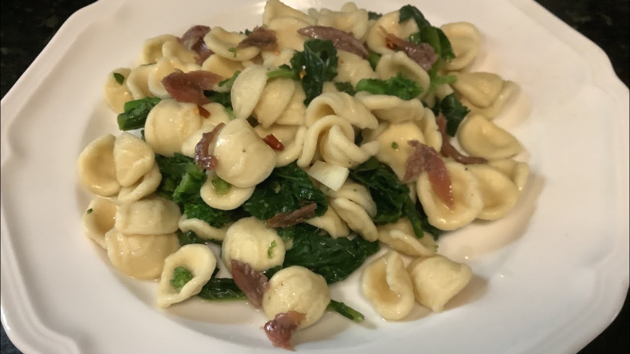 Orecchiette broccoli rape & Anchovies! Strascinati ,cime di rape con ...