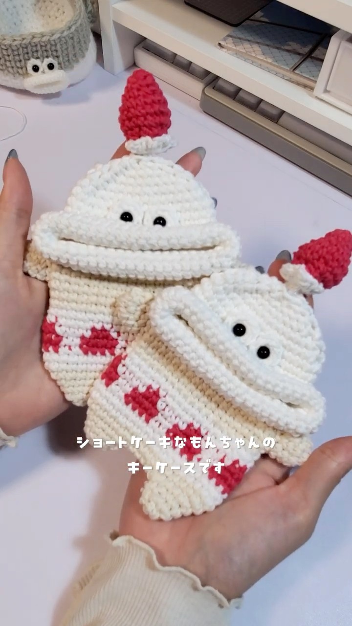Making a shortcake Mon-chan #OhashiMonster #Crochet #Knitting