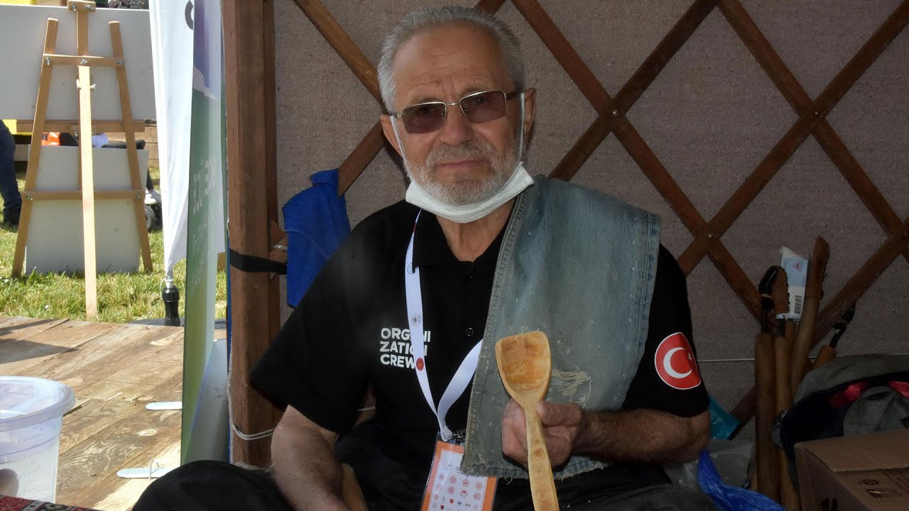 60 yıldır tahta kaşık üretiyor... Şimdi ise Avrupa'ya ihraç ediyor