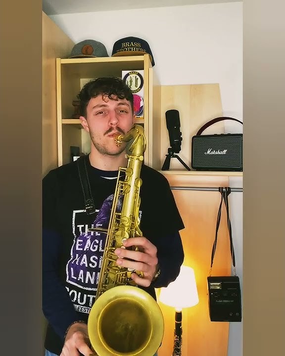 Fireflies - Fenekot (Jonson Sax Solo)